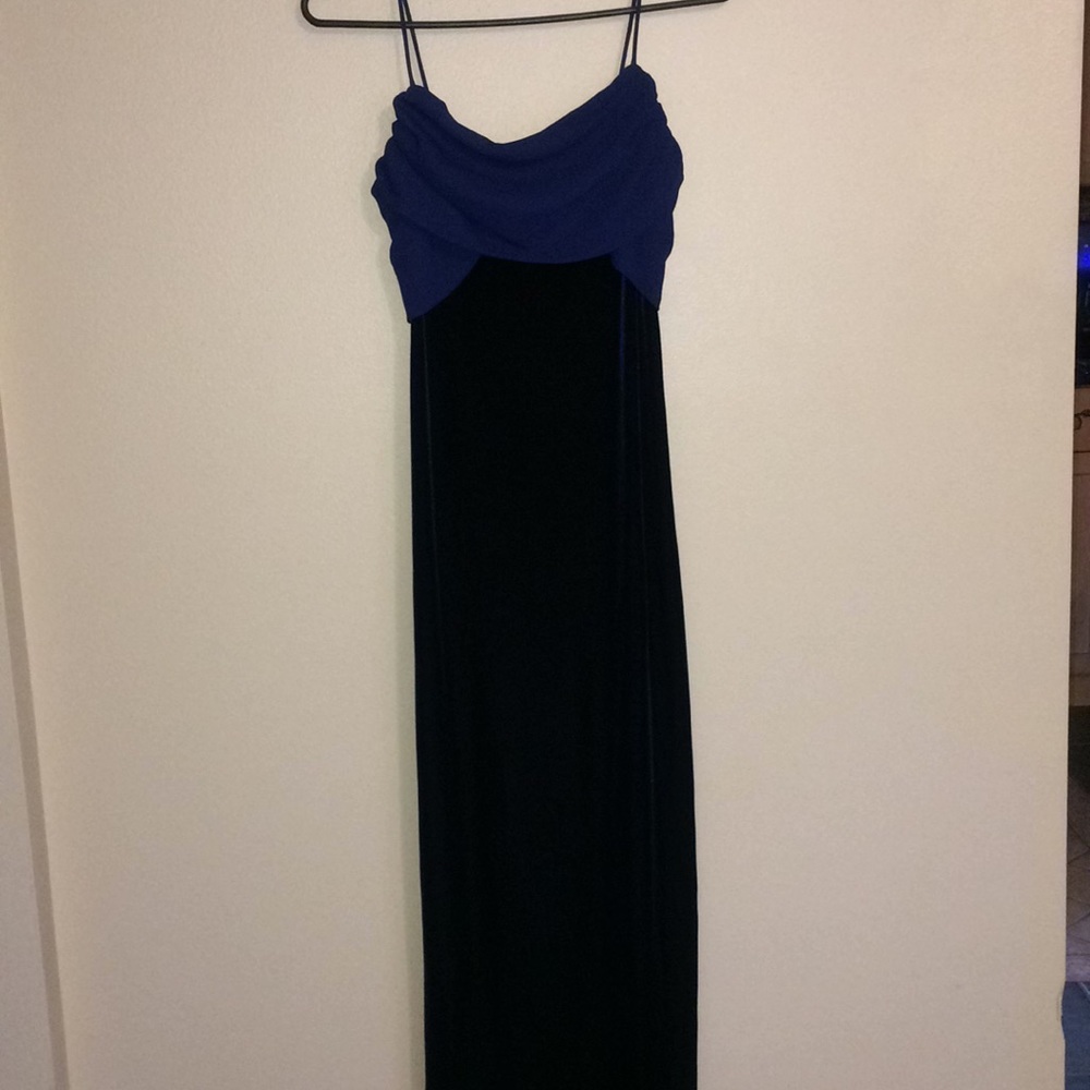 Cache royal blue velvet gown